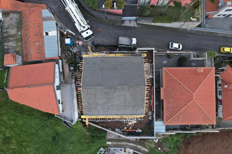 Moradia T3 para Venda em Monte Foto 12