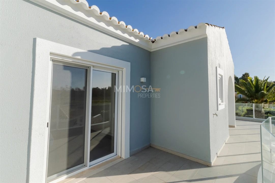 Moradia T4 para Venda em Alvor Foto 39