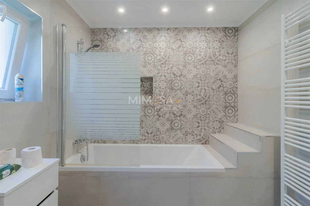 Moradia T4 para Venda em Alvor Foto 42