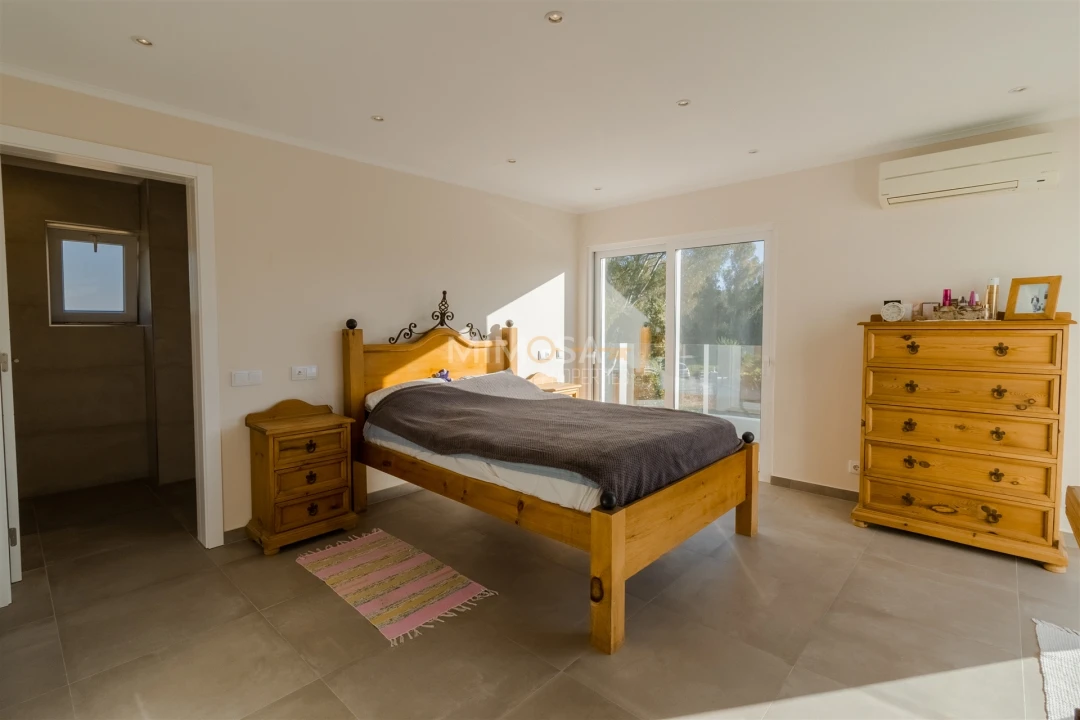 Moradia T4 para Venda em Alvor Foto 29