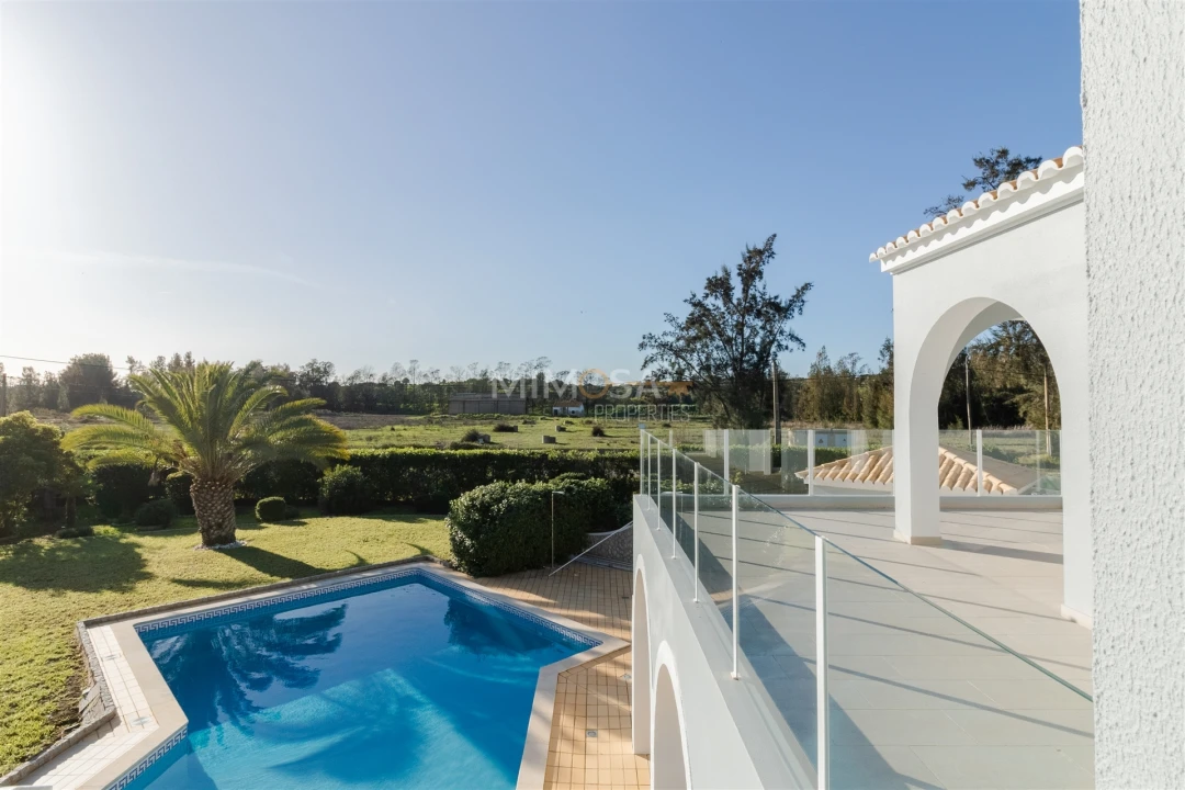 Moradia T4 para Venda em Alvor Foto 30