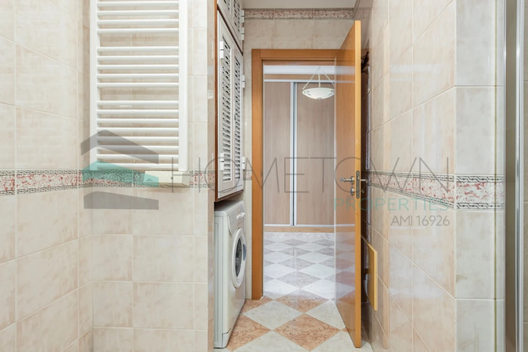 Apartamento T4 para Venda em Quarteira Foto 25