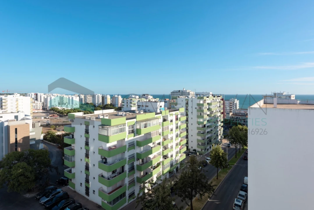 Apartamento T4 para Venda em Quarteira Foto 37