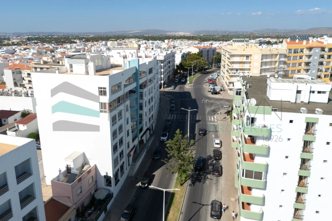 Apartamento T4 para Venda em Quarteira Foto 41