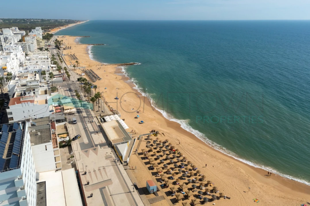 Apartamento T4 para Venda em Quarteira Foto 43