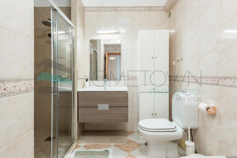 Apartamento T4 para Venda em Quarteira Foto 23