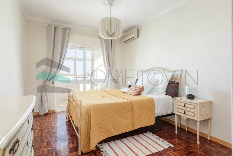 Apartamento T4 para Venda em Quarteira Foto 26