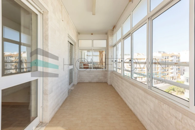 Apartamento T4 para Venda em Quarteira Foto 22