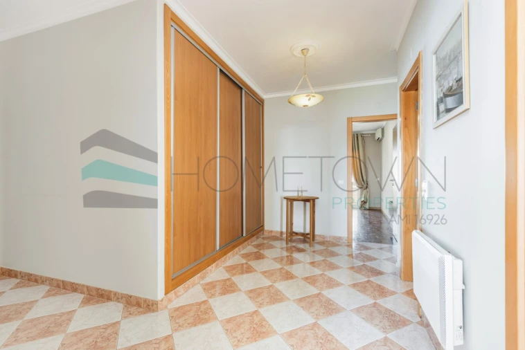 Apartamento T4 para Venda em Quarteira Foto 19