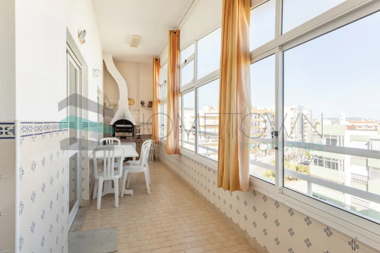 Apartamento T4 para Venda em Quarteira Foto 16