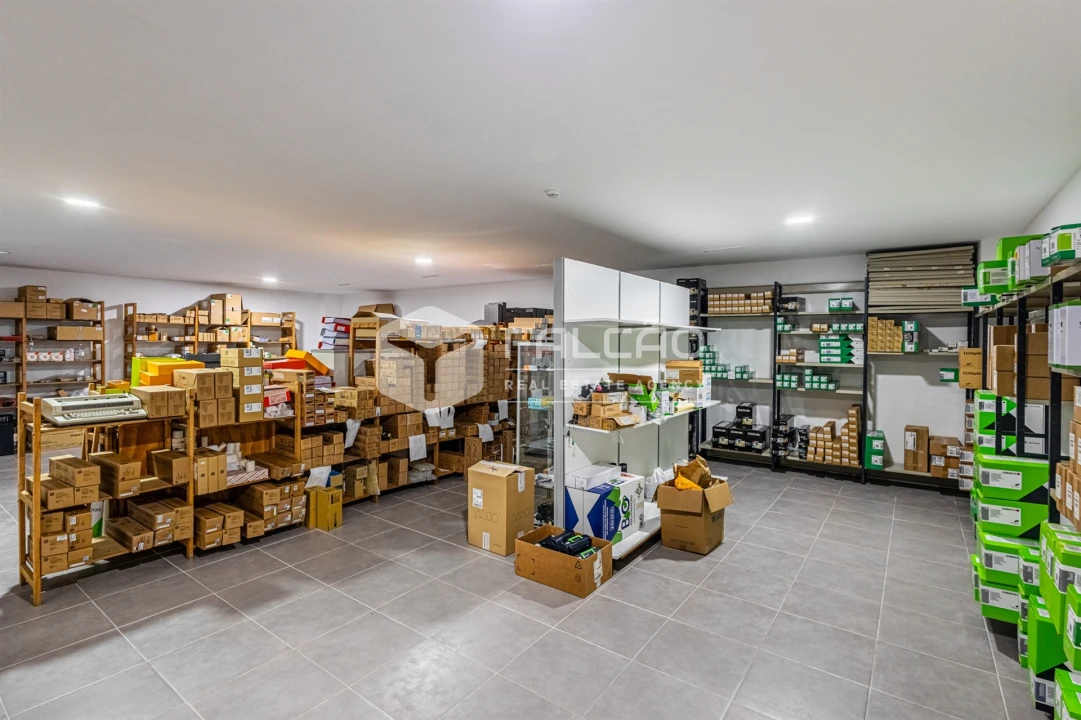 Loja para Venda em Marvila, Ribeira Santarém, São Salvador, São Nicolau Foto 33