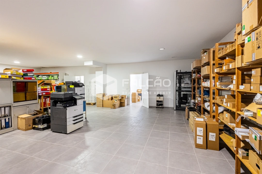 Loja para Venda em Marvila, Ribeira Santarém, São Salvador, São Nicolau Foto 42