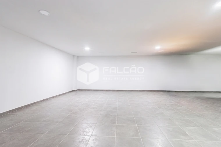 Loja para Venda em Marvila, Ribeira Santarém, São Salvador, São Nicolau Foto 38