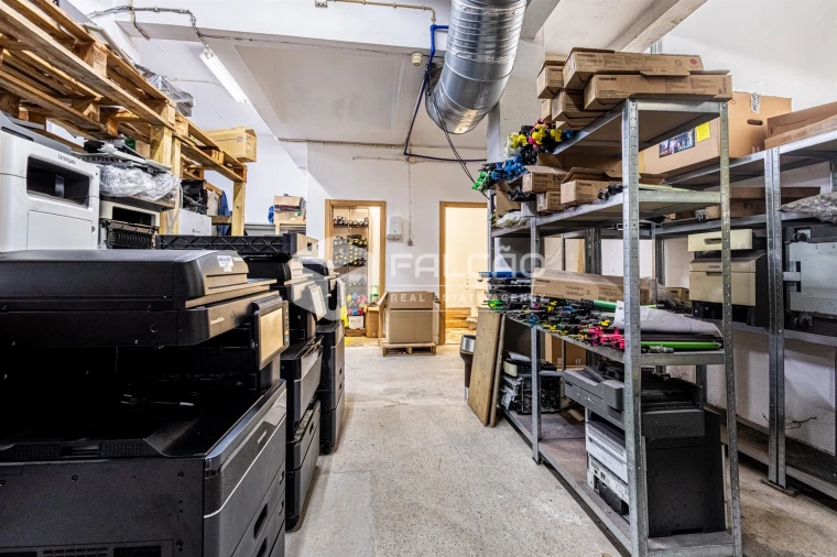 Loja para Venda em Marvila, Ribeira Santarém, São Salvador, São Nicolau Foto 55