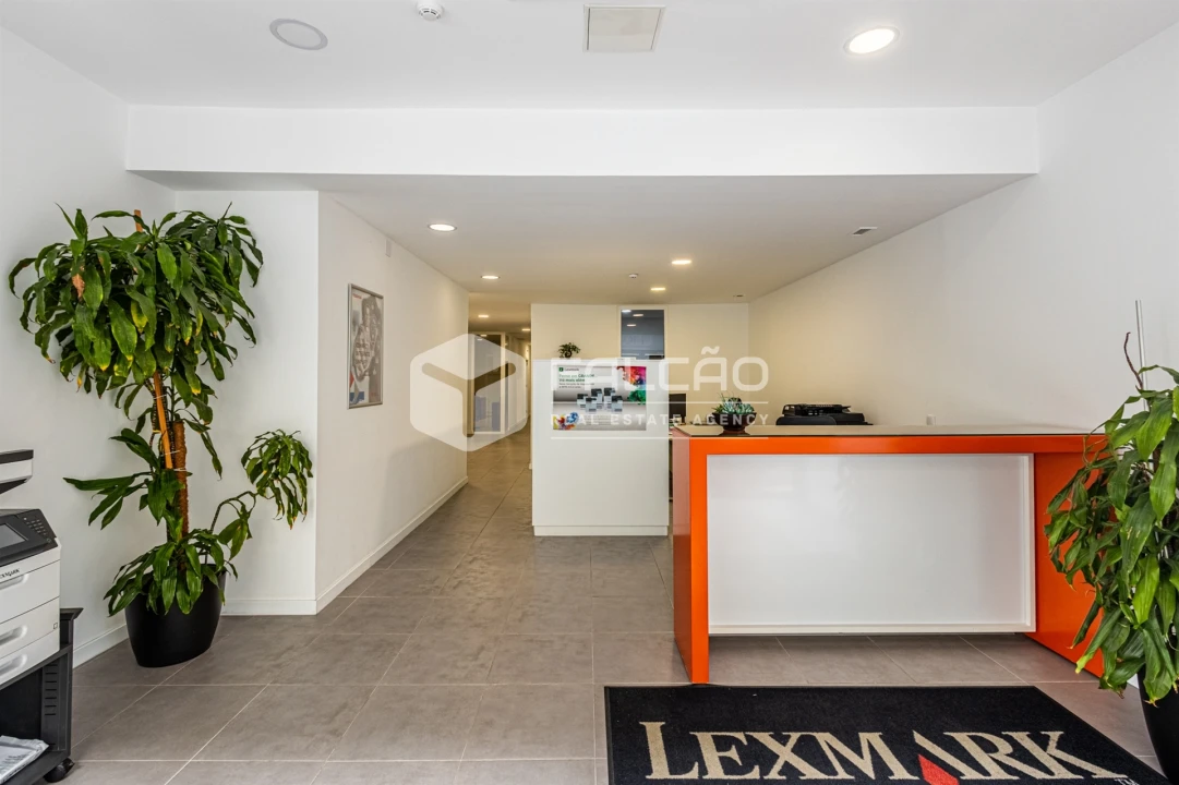 Loja para Venda em Marvila, Ribeira Santarém, São Salvador, São Nicolau Foto 1