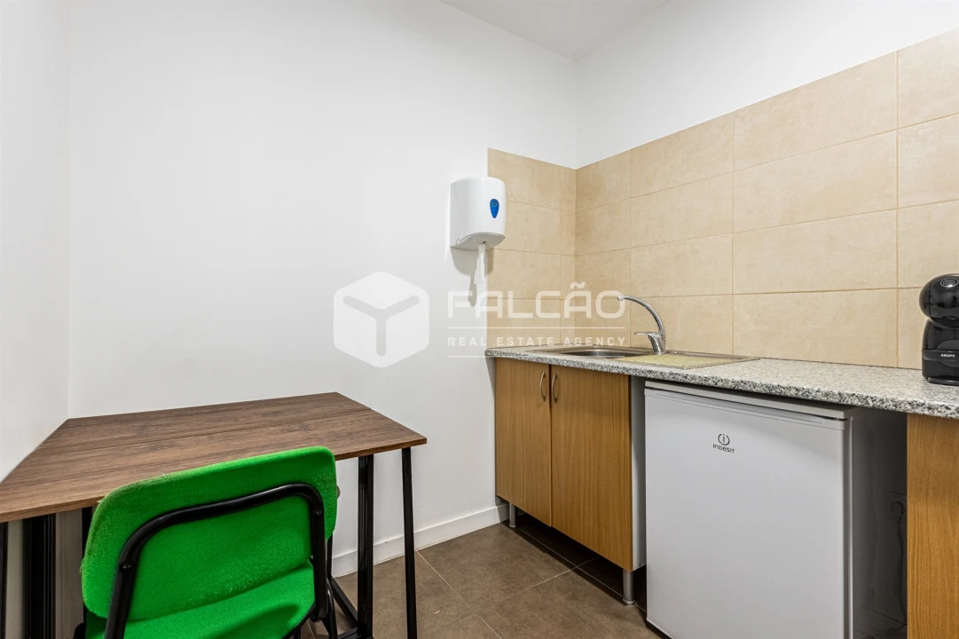 Loja para Venda em Marvila, Ribeira Santarém, São Salvador, São Nicolau Foto 17