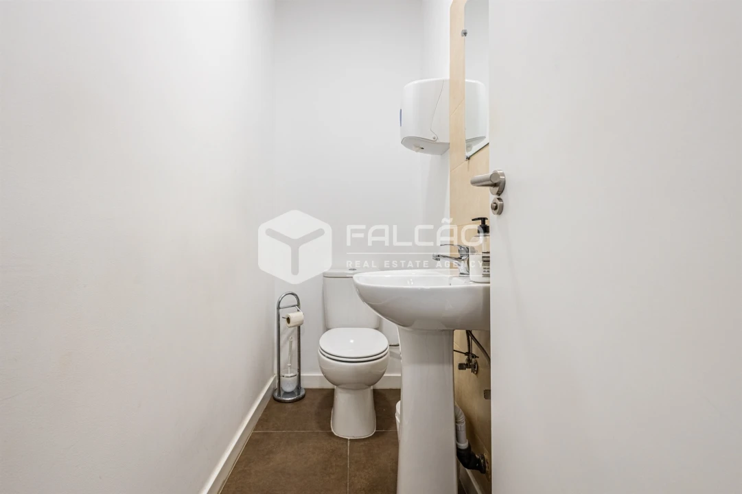 Loja para Venda em Marvila, Ribeira Santarém, São Salvador, São Nicolau Foto 13