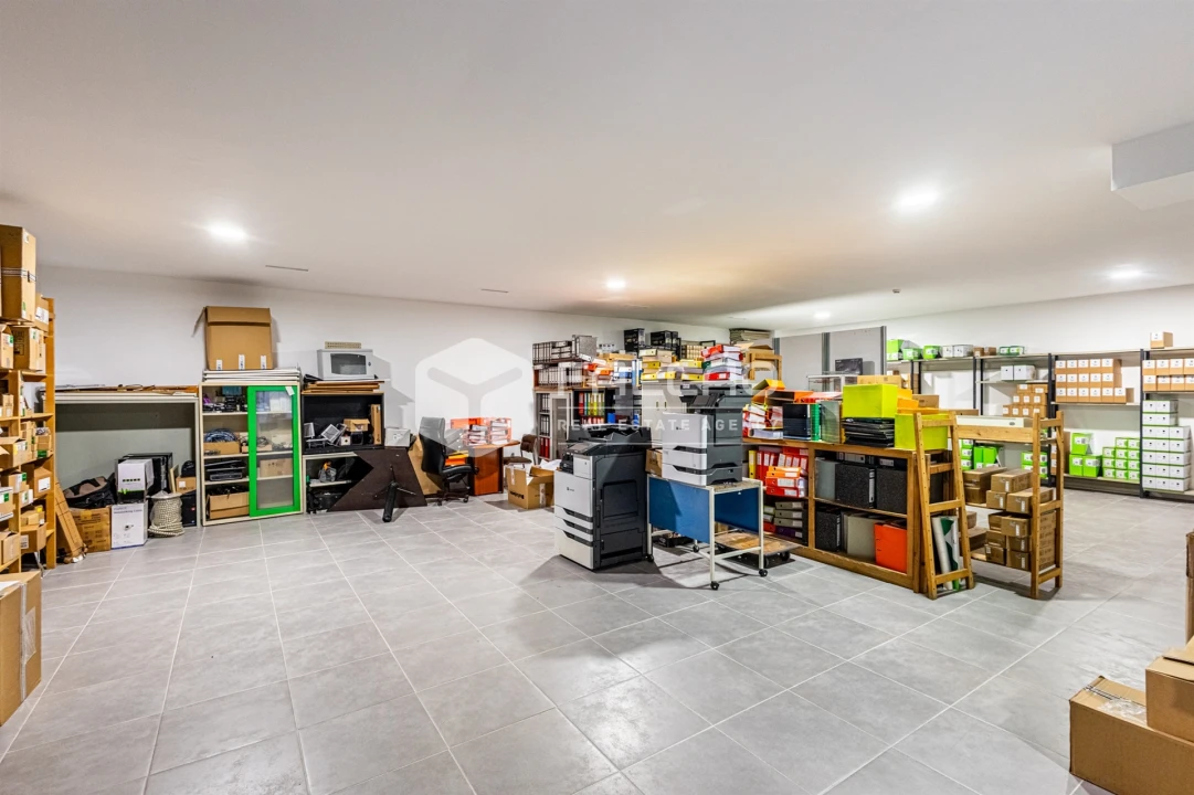 Loja para Venda em Marvila, Ribeira Santarém, São Salvador, São Nicolau Foto 41