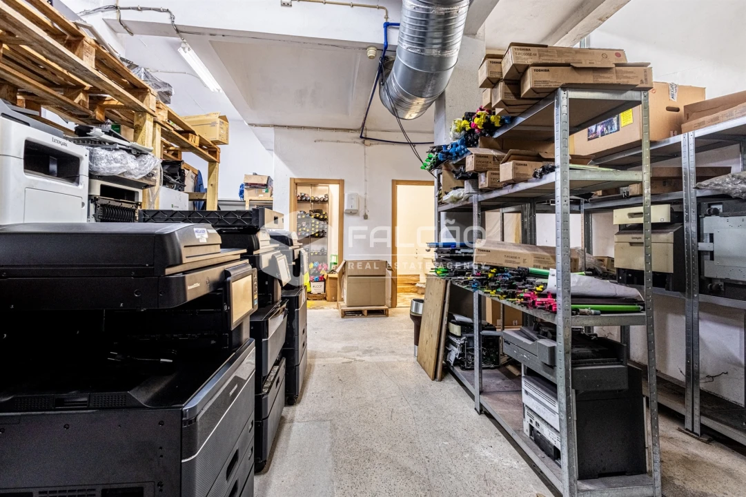 Loja para Venda em Marvila, Ribeira Santarém, São Salvador, São Nicolau Foto 55