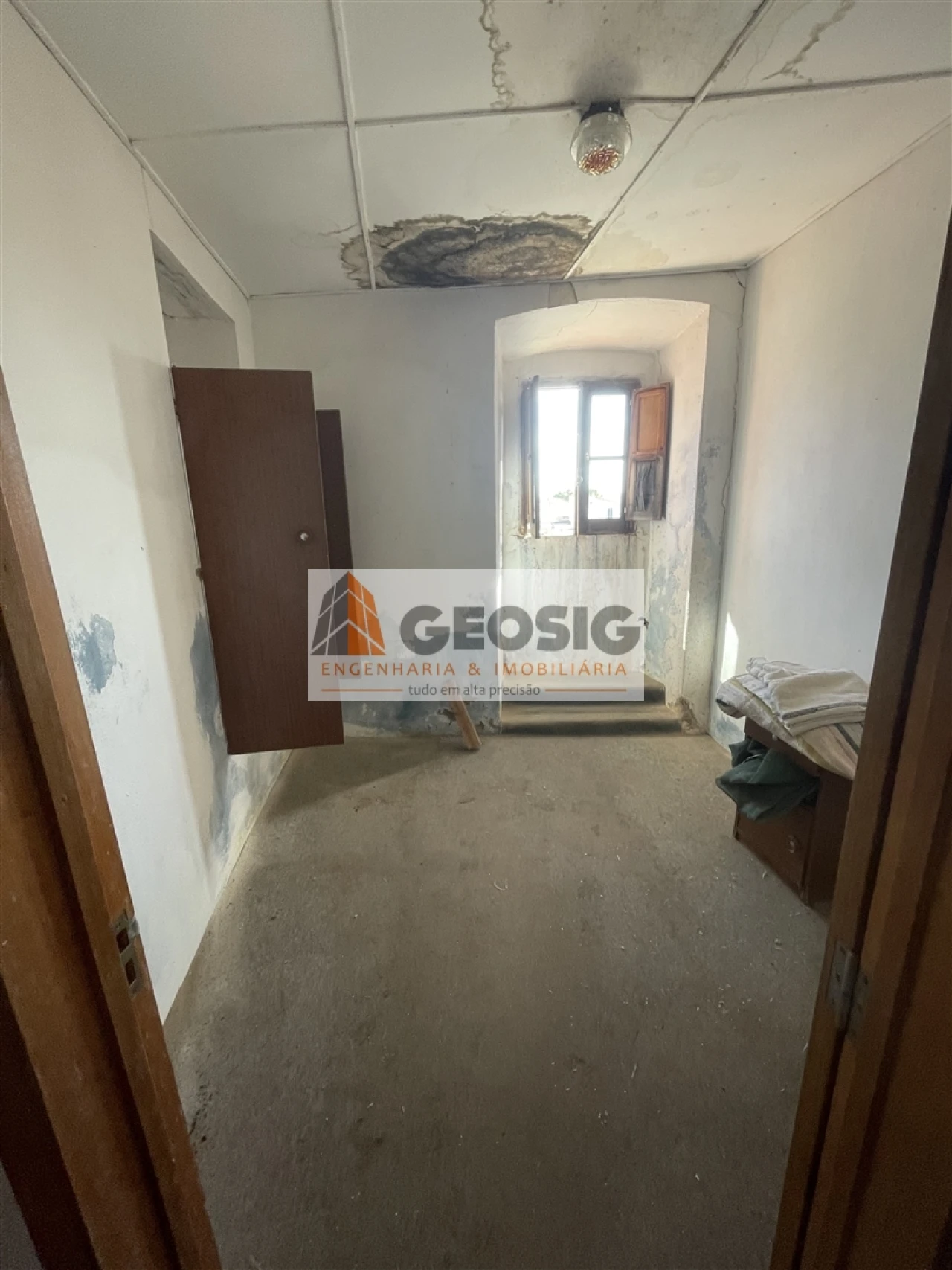 Moradia T3 para Venda em Santa Cruz Foto 16