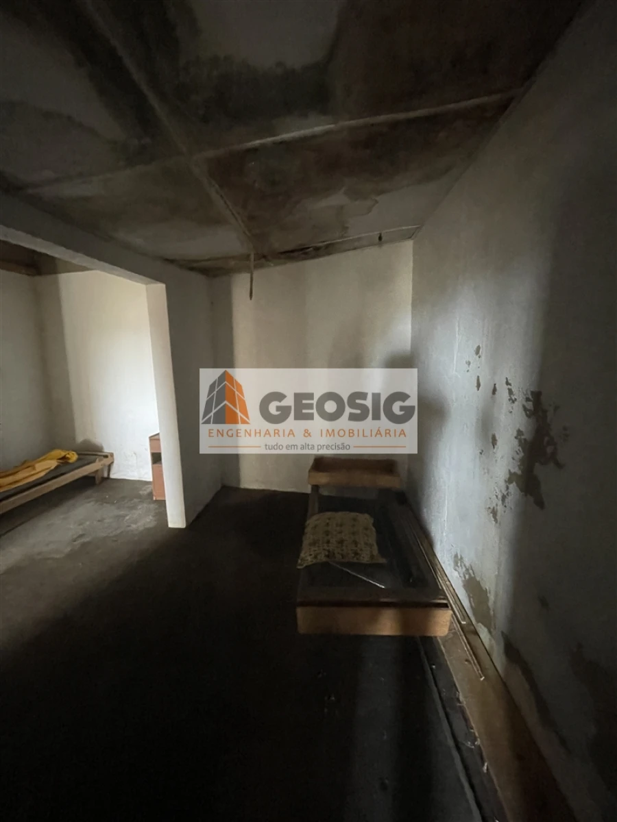 Moradia T3 para Venda em Santa Cruz Foto 19