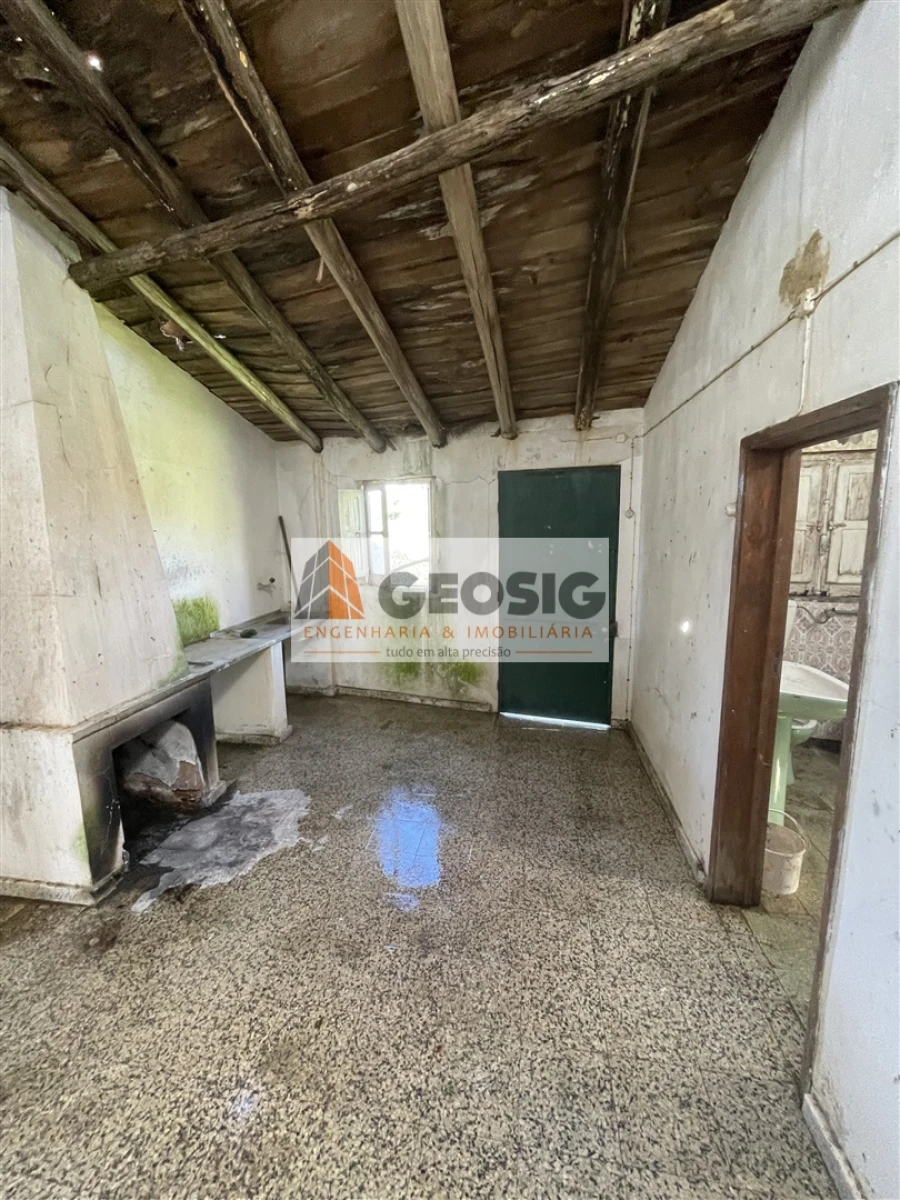 Moradia T3 para Venda em Santa Cruz Foto 7