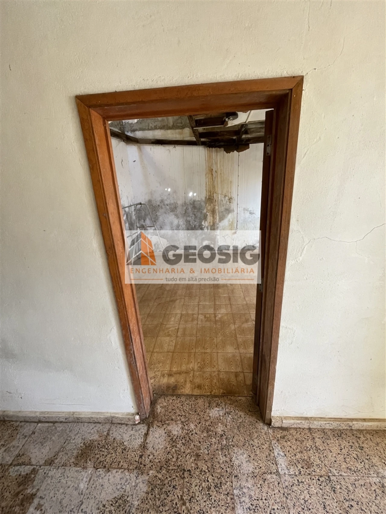 Moradia T3 para Venda em Santa Cruz Foto 2