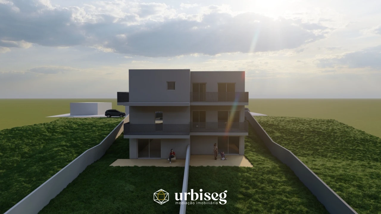 Moradia T4 para Venda em Tavarede Foto 1