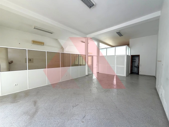 Loja para Venda em Tabua Foto 3