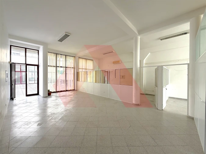 Loja para Venda em Tabua Foto 2