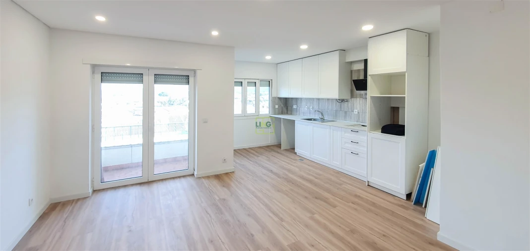 Apartamento T2 para Venda em Fundão, Valverde, Donas, A. Joanes, A. Nova Cabo Foto 2