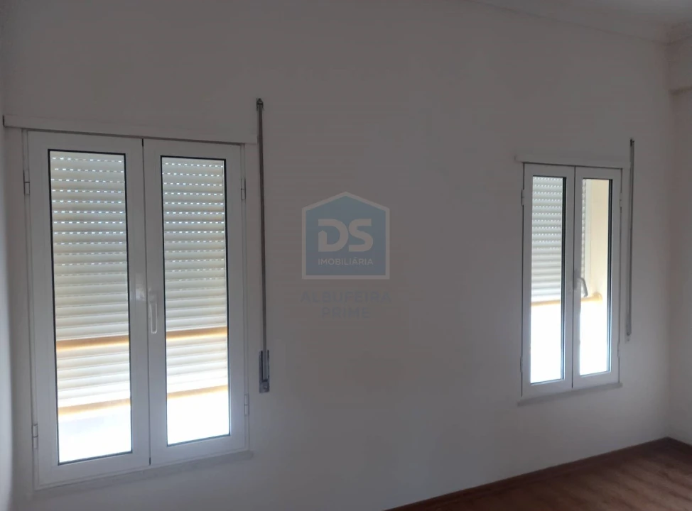 Apartamento T1 para Venda em Boliqueime Foto 13