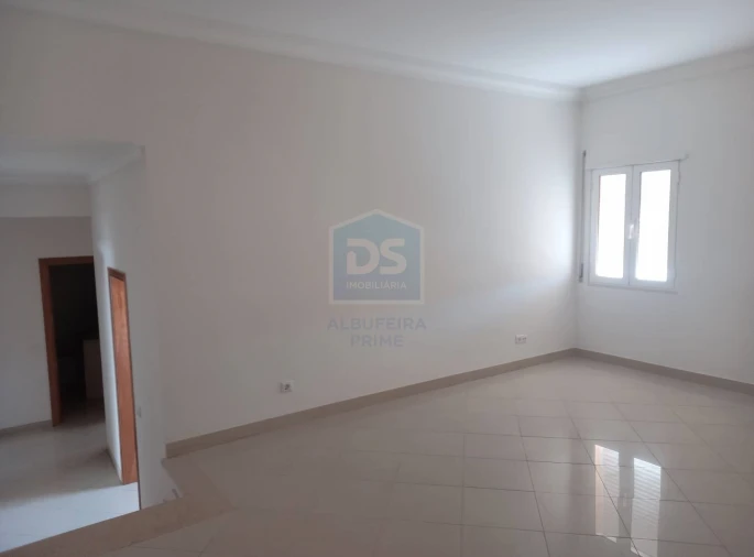 Apartamento T1 para Venda em Boliqueime Foto 2