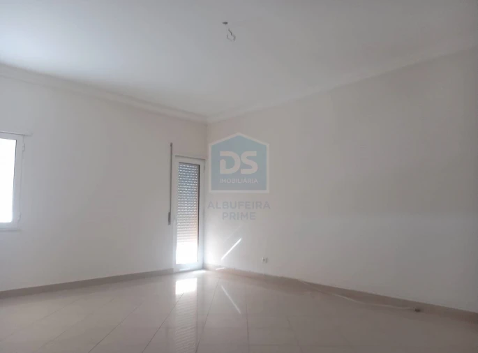 Apartamento T1 para Venda em Boliqueime Foto 11