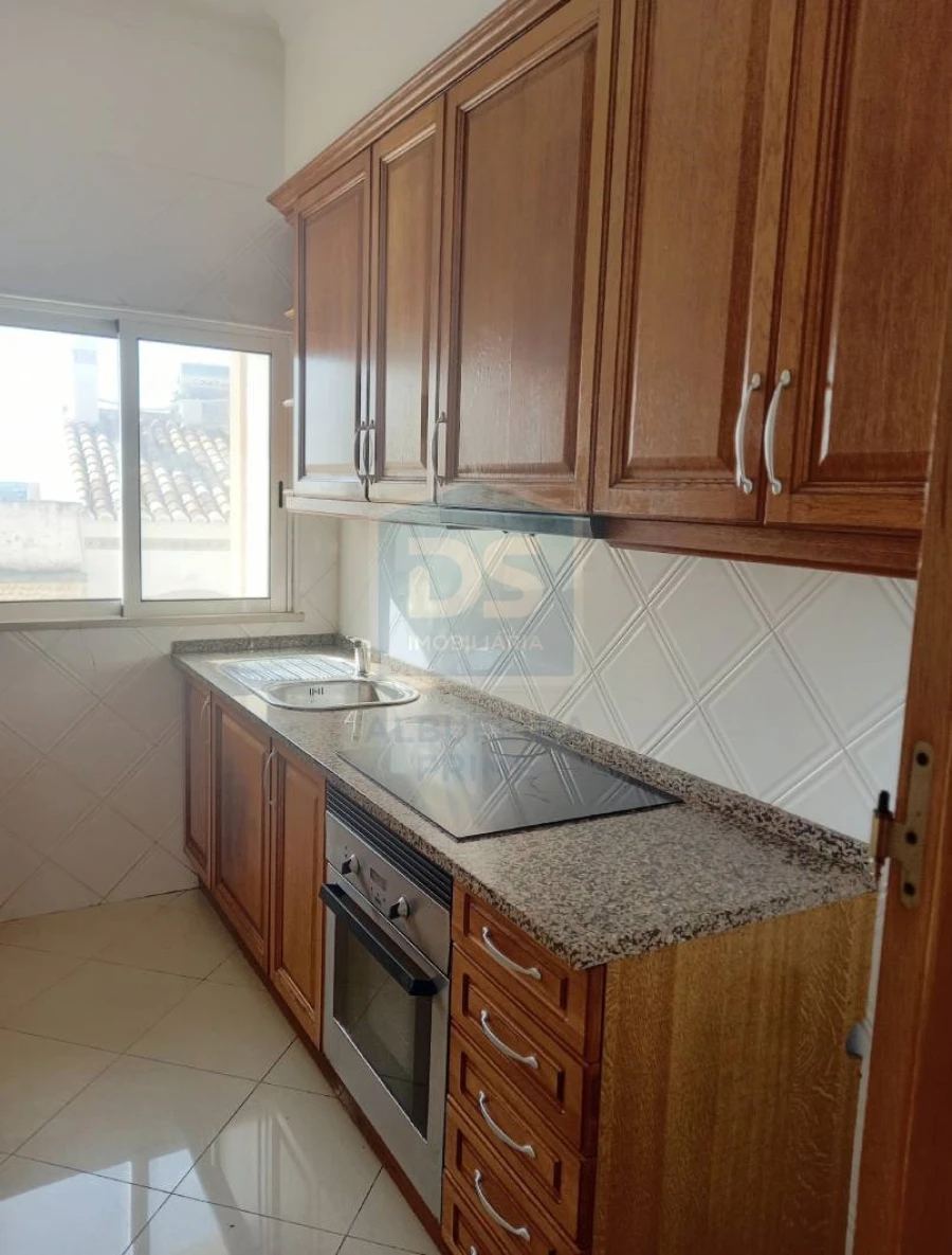 Apartamento T1 para Venda em Boliqueime Foto 8