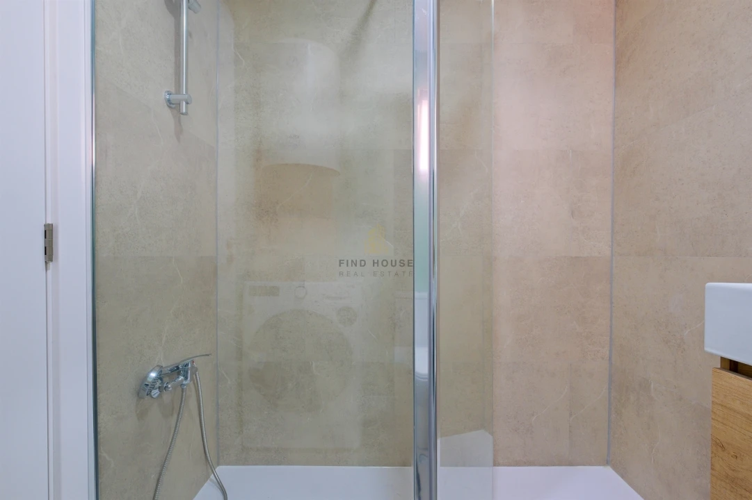 Apartamento T2 para Venda em Quarteira Foto 25