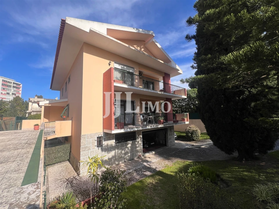 Moradia T8 para Venda em Oeiras e São Julião da Barra, Paço de Arcos e Caxias Foto 83