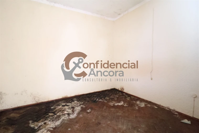 Moradia T1 para Venda em Nespereira Foto 9