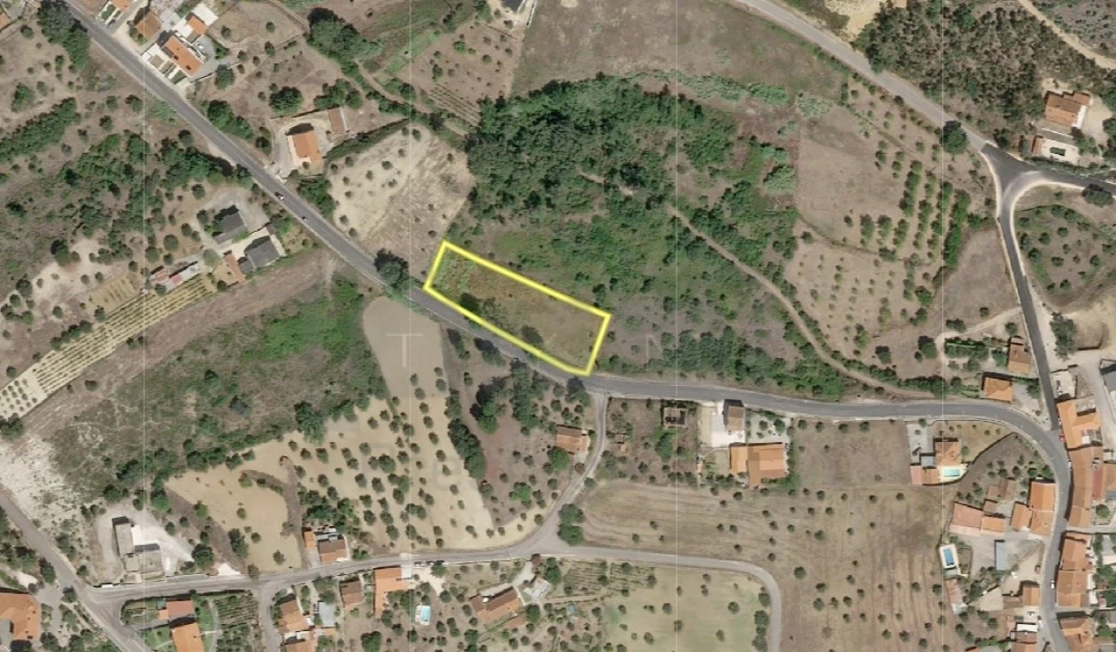 Terreno Agricola ou Rústico para Venda em Carregueiros Foto 1