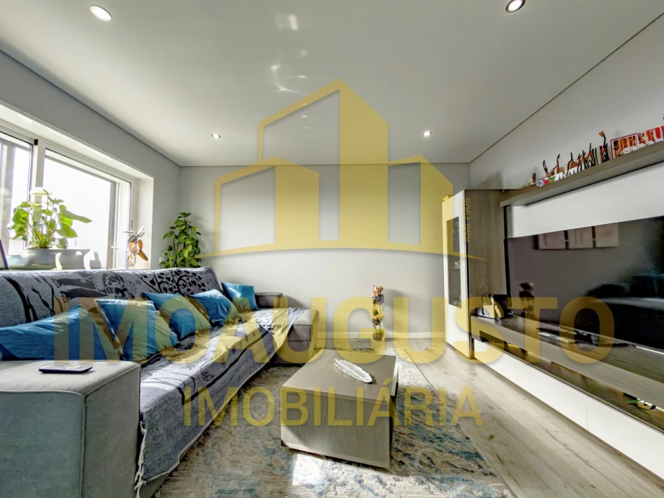 Apartamento T3 para Venda em Guarda Foto 5