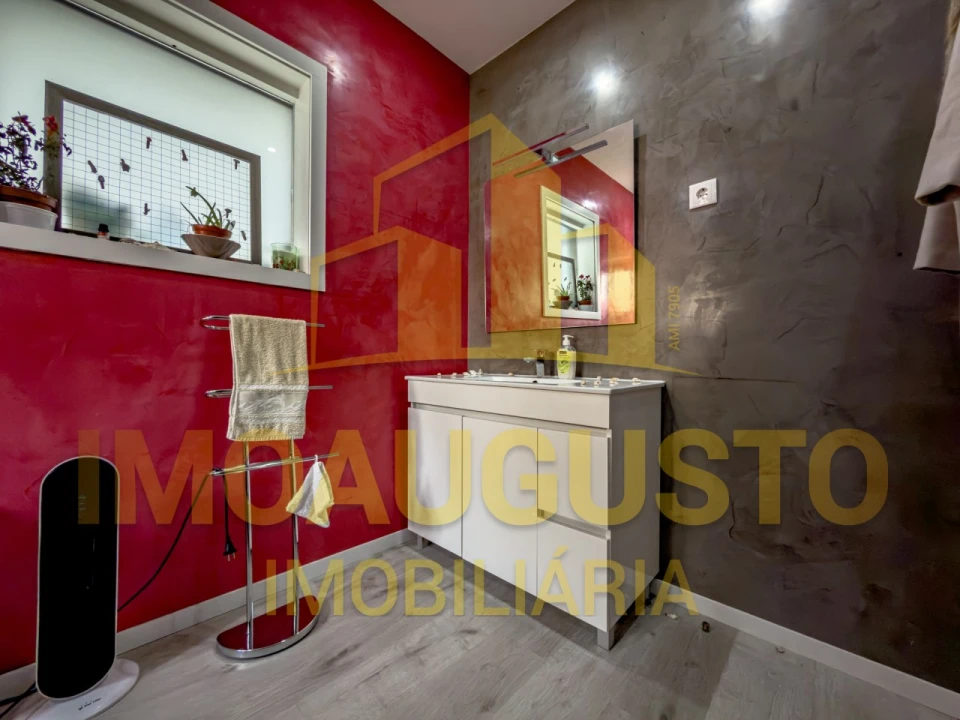 Apartamento T3 para Venda em Guarda Foto 13