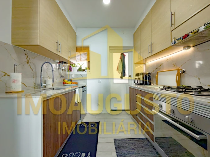 Apartamento T3 para Venda em Guarda Foto 3