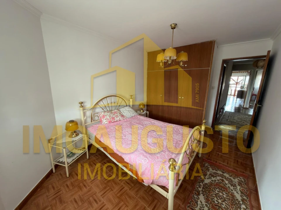 Moradia T5 para Venda em Vermiosa Foto 12