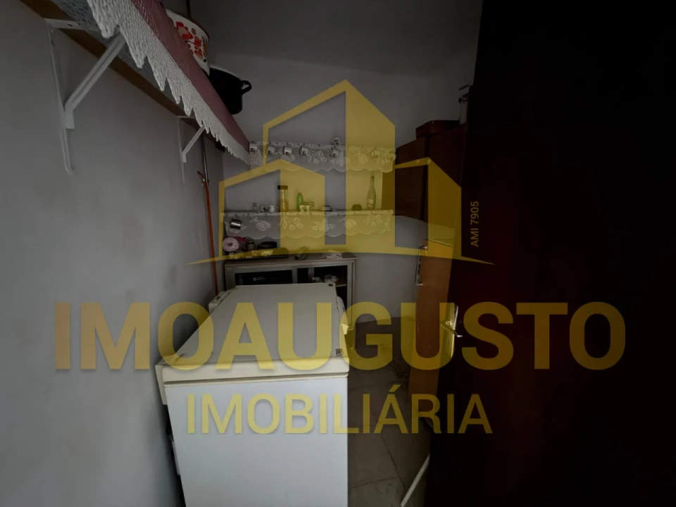 Moradia T5 para Venda em Vermiosa Foto 10