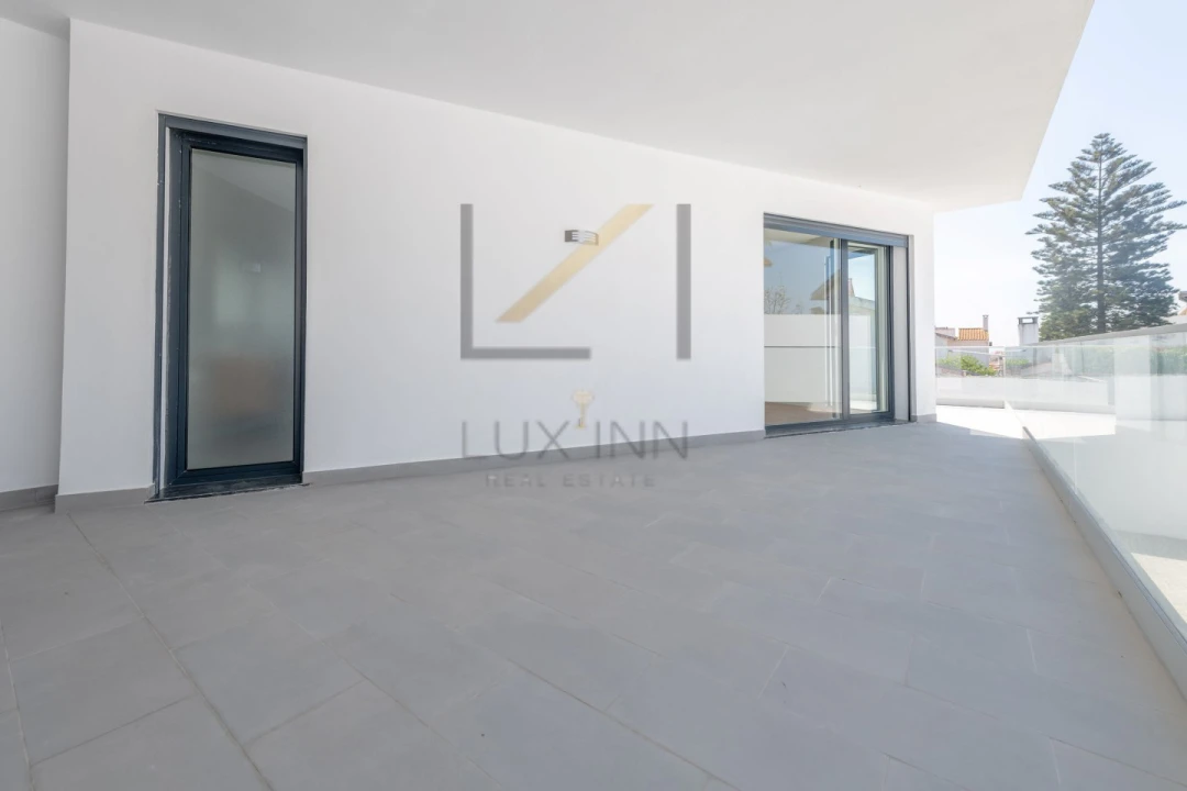 Moradia T4 para Venda em São Domingos de Rana Foto 32