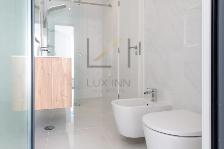 Moradia T4 para Venda em São Domingos de Rana Foto 30