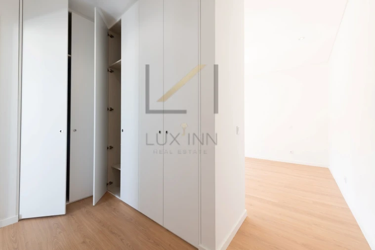 Moradia T4 para Venda em São Domingos de Rana Foto 39