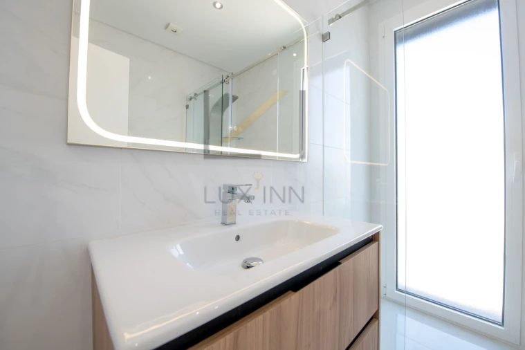 Moradia T4 para Venda em São Domingos de Rana Foto 41