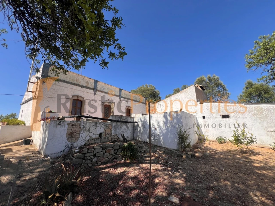 Moradia T2 para Venda em Loule (São Clemente) Foto 6