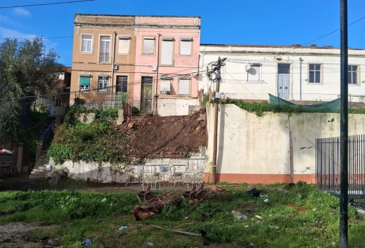 Prédio para Venda em Beato Foto 4